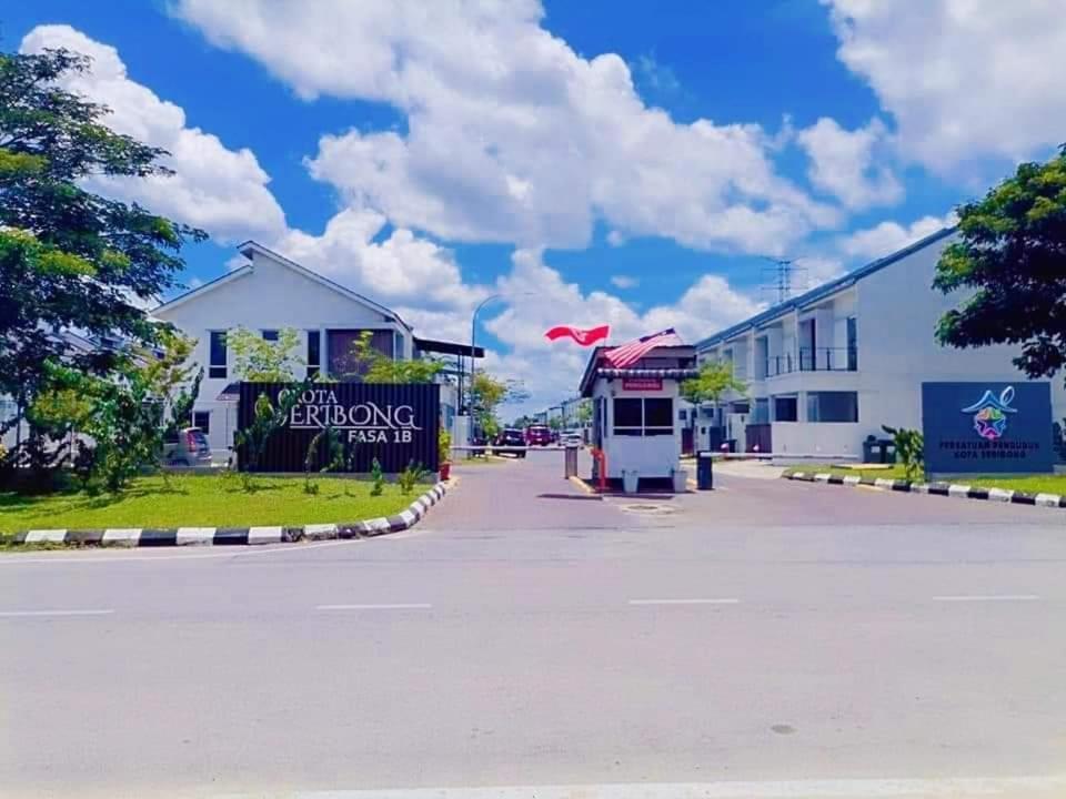 Naira Homestay Kota Bharu ,Wakaf Che Yeh 4 Bilik 3 Aircond Кота-Бару Экстерьер фото